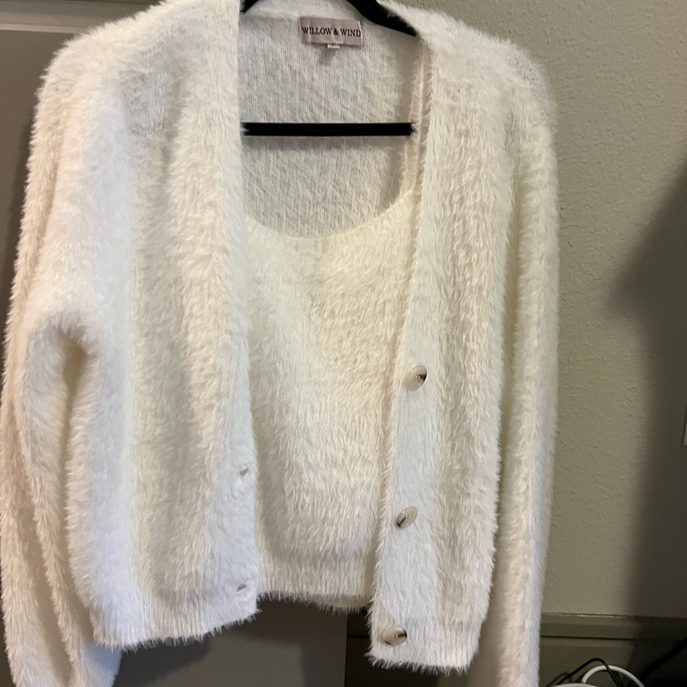 Matching fuzzy white tank and sweater. Never worn. Size small.
